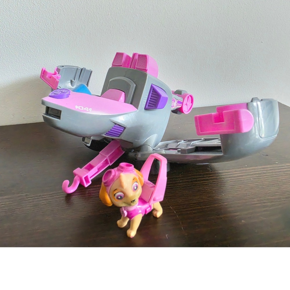 Paw Patrol Skye Transforming Helicopter Jet Vehicle with Skye Figure Grey Pink